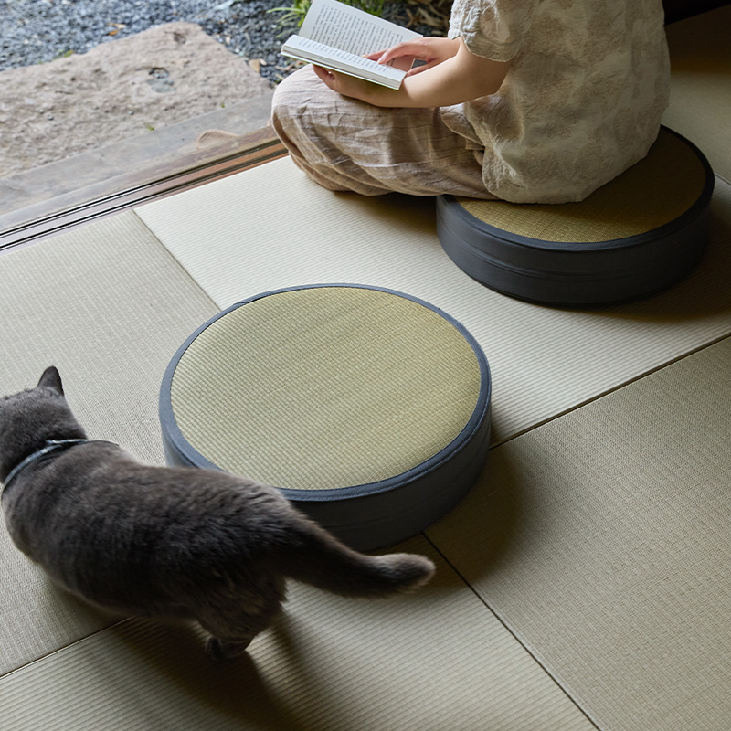 Tatami Mat Rush - Japońska okrągła poduszka podłogowa z naturalnego